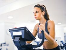 Sportiniai liemenėliai ir topai moterims