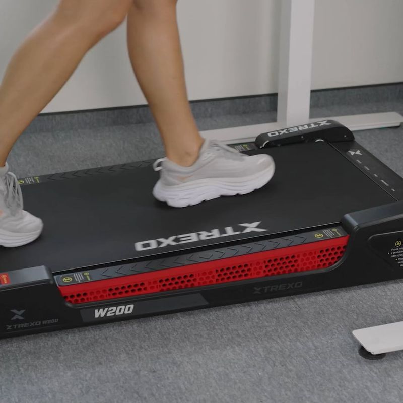 Elektrinis bėgimo takelis XTREXO Walking Pad W200 juodas 17